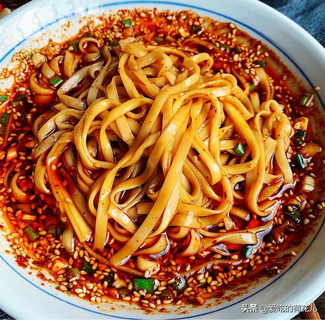 酸汤面怎么做最简单的方法(天热没胃口教你做酸汤面)