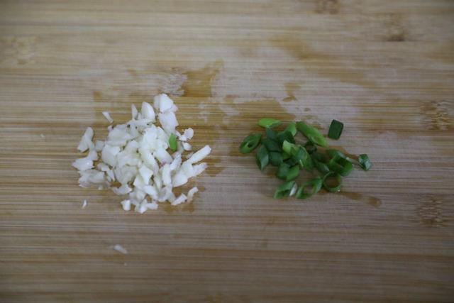 怎样做出好吃的酸汤面(酸汤面的做法配方)