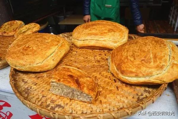 周末去哪看油菜花陕西(骑马赏花觅美食)