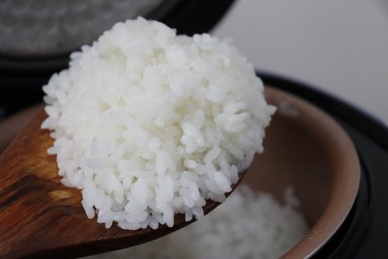 小米提篮式米饭煲(汤米分离臻米X6脱糖蒸汽饭煲)