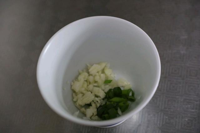 怎样做出好吃的酸汤面(酸汤面的做法配方)