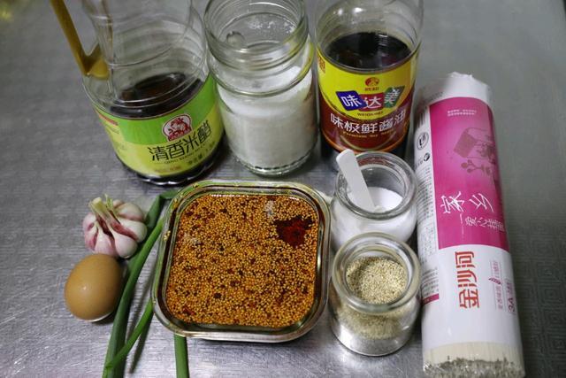 怎样做出好吃的酸汤面(酸汤面的做法配方)