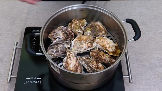 蒸生蚝一般几分钟最好(蒸生蚝时千万别用错水)