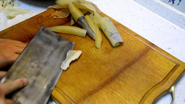 水晶皮冻怎么做好吃(做水晶皮冻记住)