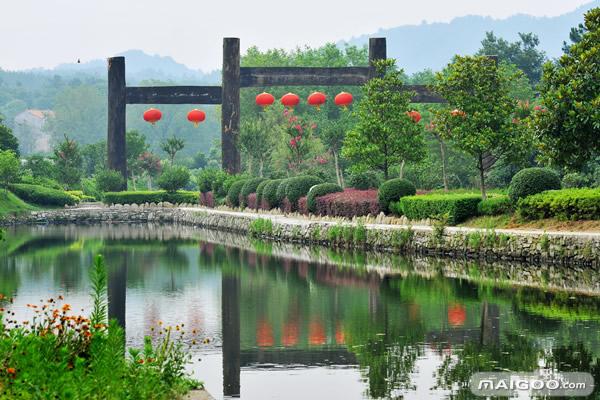 湖北有什么好吃好玩的(湖北美食好吃景点好玩的地方)