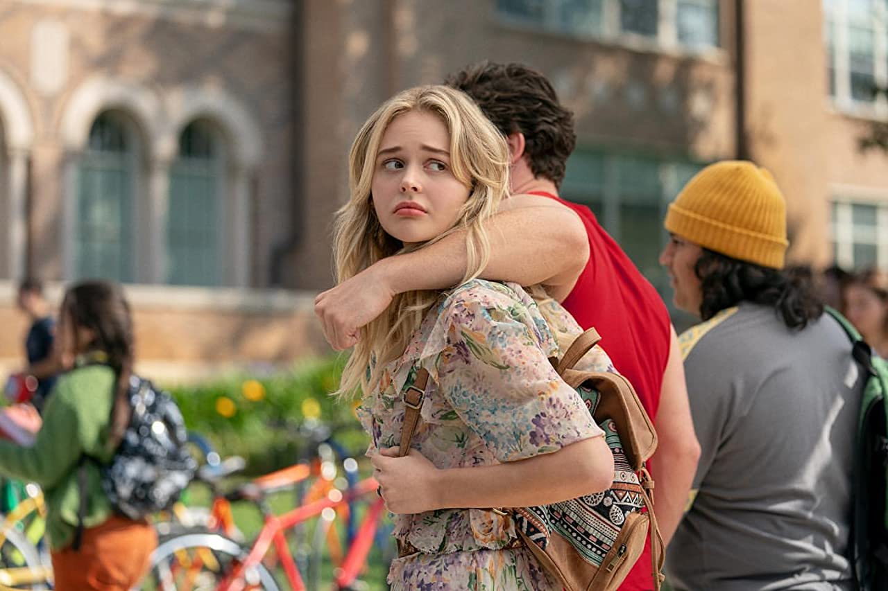 辣手保姆2:女王蜂(2020)的剧照 辣手保姆2:女王蜂(2020)的剧照