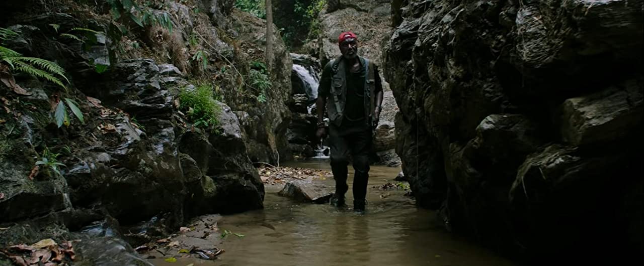 誓血五人组(2020)的剧照 誓血五人组(2020)的剧照