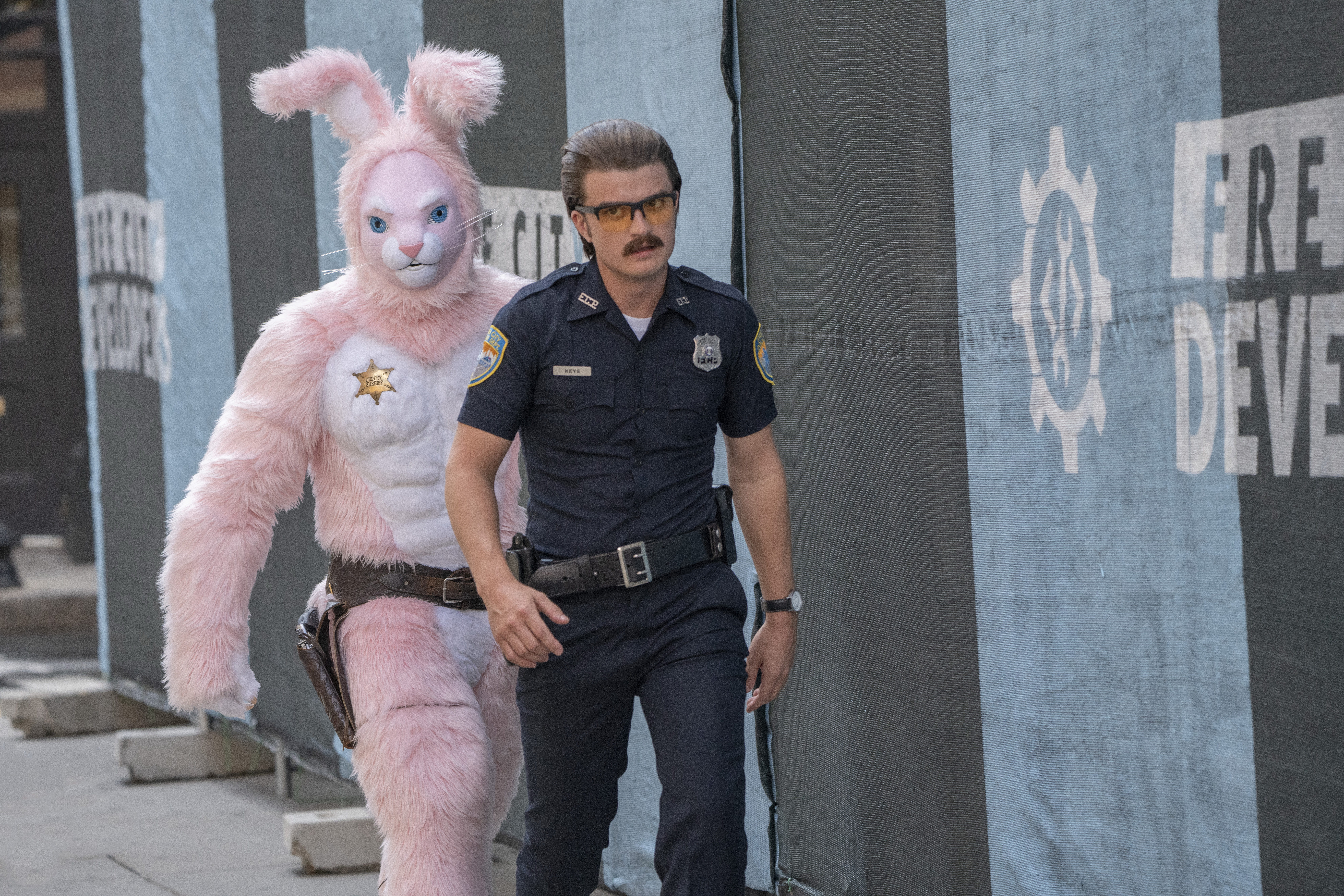 失控玩家(2021)的剧照 失控玩家(2021)的剧照