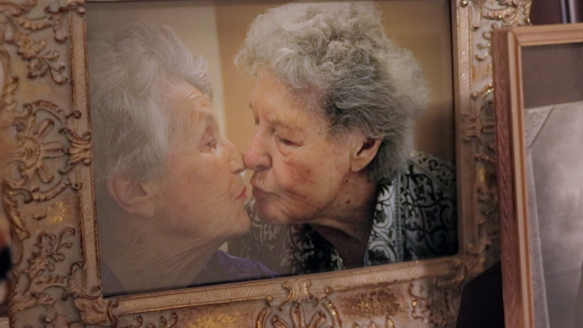 隐秘的爱(2020)的剧照 隐秘的爱(2020)的剧照