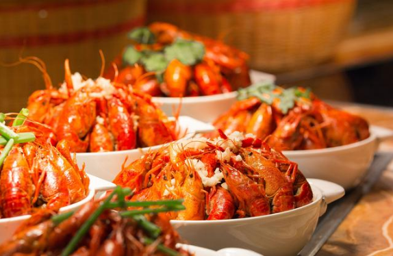 吃小龙虾后手火辣辣的疼怎么办3