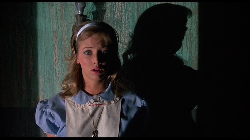 猛鬼舔人(1988)的剧照 猛鬼舔人(1988)的剧照