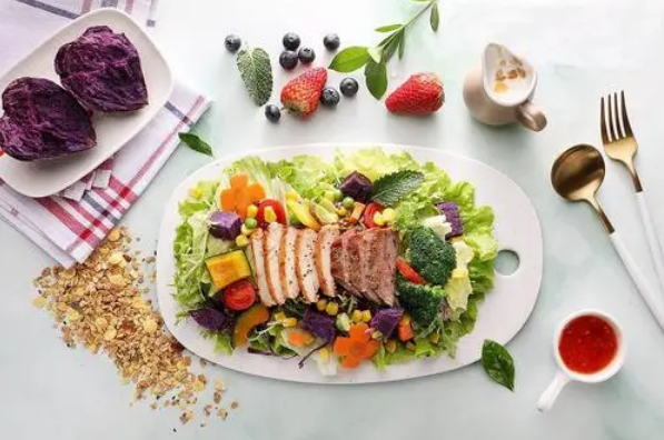 轻食适合中午吃还是晚上吃2