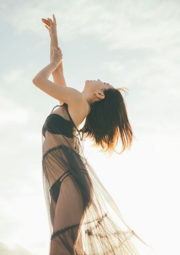 白间美瑠(しろま みる) 白间美瑠(しろま みる)