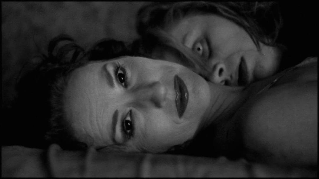 邪魔(2011)的剧照 邪魔(2011)的剧照