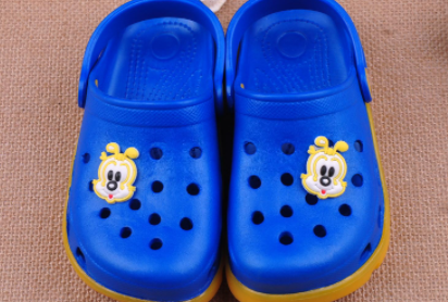 洞洞鞋会不会臭脚2