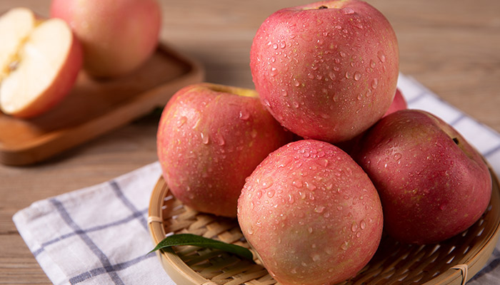 苹果2.jpg 苹果2.jpg