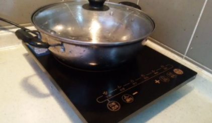 电磁炉黑晶面板如何清洗4