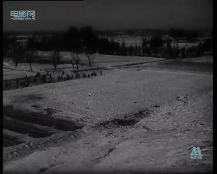 新儿女英雄传
(1951)的剧照 新儿女英雄传
(1951)的剧照