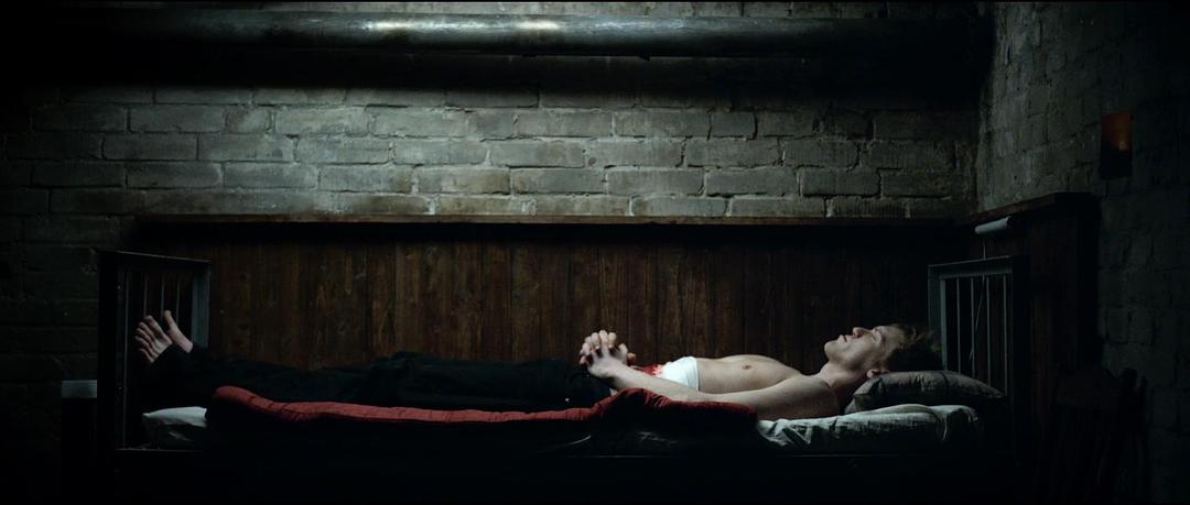 地下室(2015)的剧照 地下室(2015)的剧照