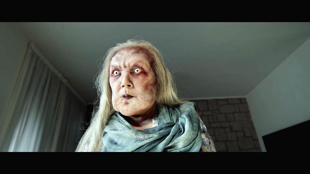 鬼同你住
(2021)的剧照 鬼同你住
(2021)的剧照