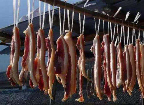 腊肉每天晒要收吗3