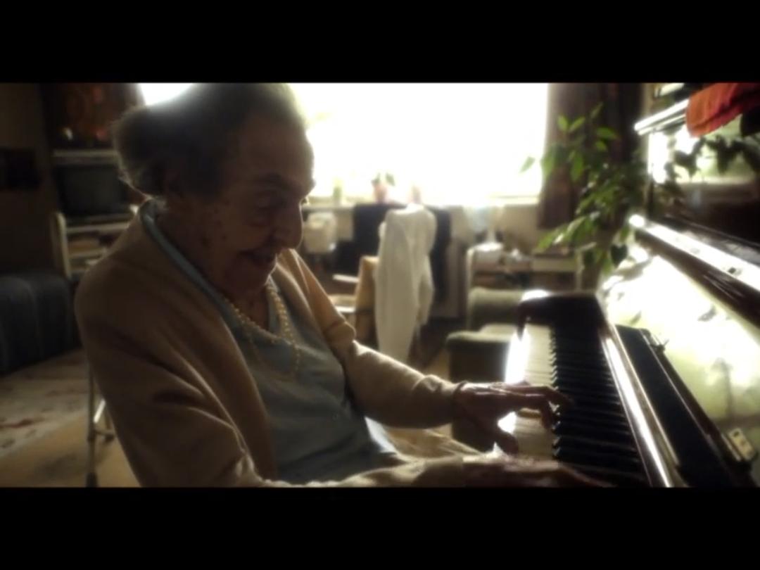 6号小姐:音乐把我拯救(2013)的剧照 6号小姐:音乐把我拯救(2013)的剧照