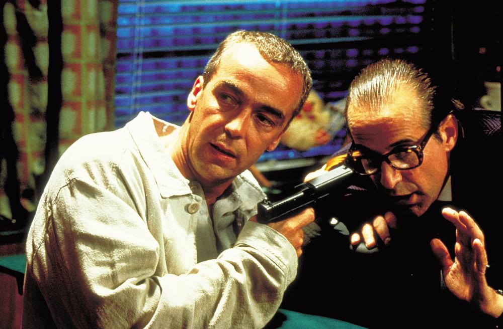 神鬼骗局(2000)的剧照 神鬼骗局(2000)的剧照