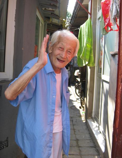 靖大爷和他的老主顾们
(2002)的剧照 靖大爷和他的老主顾们
(2002)的剧照