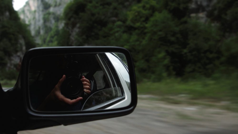 持摄像机的人(2016)的剧照 持摄像机的人(2016)的剧照