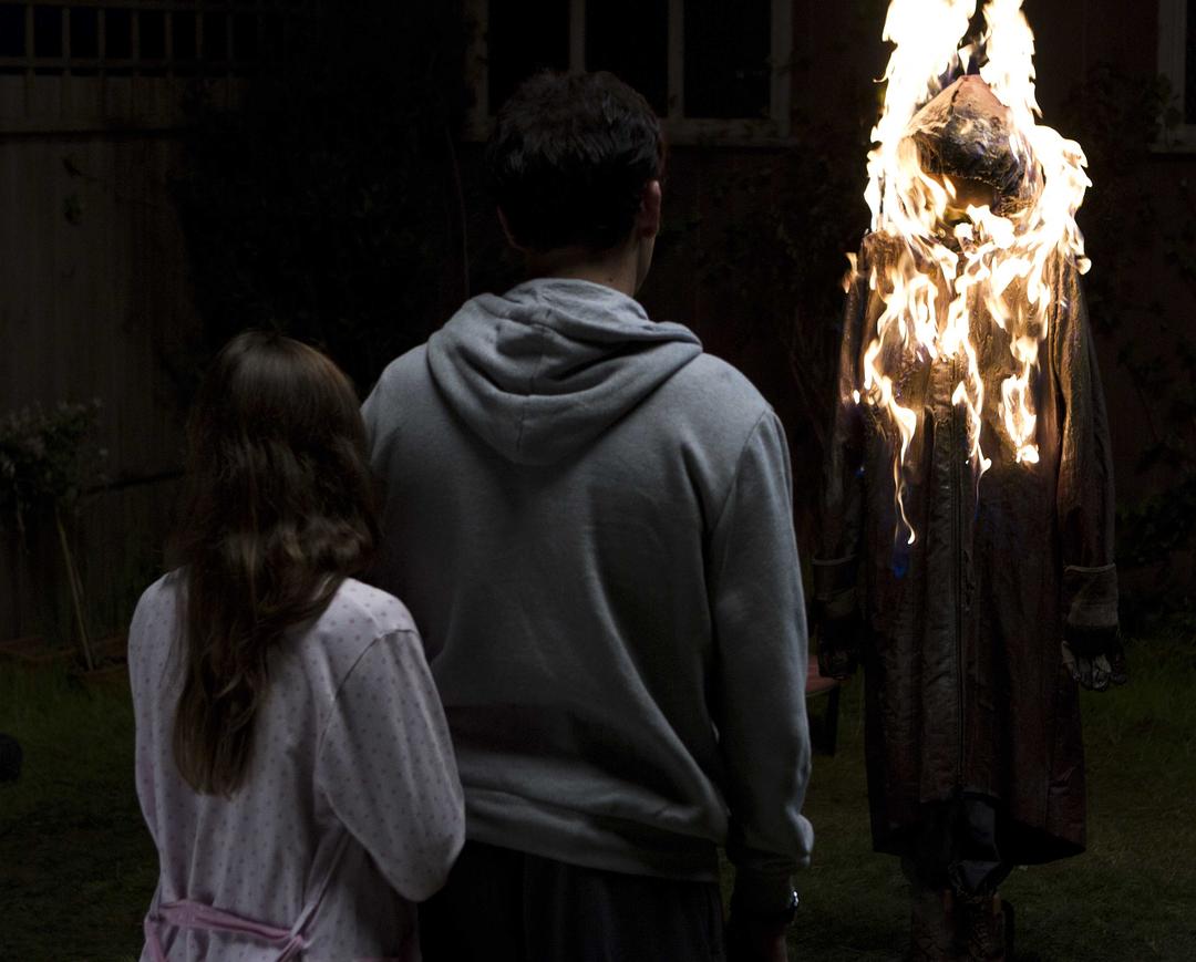 恶灵入侵(2011)的剧照 恶灵入侵(2011)的剧照