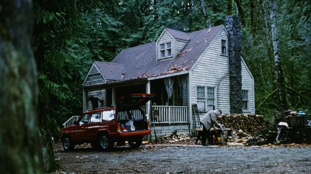 嗜血蟑螂(2000)的剧照 嗜血蟑螂(2000)的剧照