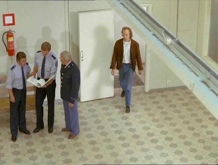 罪与罚(1983)的剧照 罪与罚(1983)的剧照