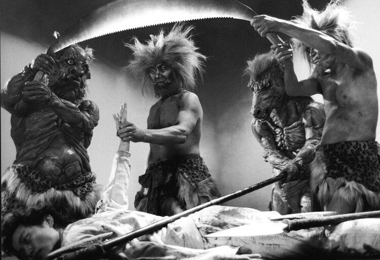 地狱(1999)的剧照 地狱(1999)的剧照