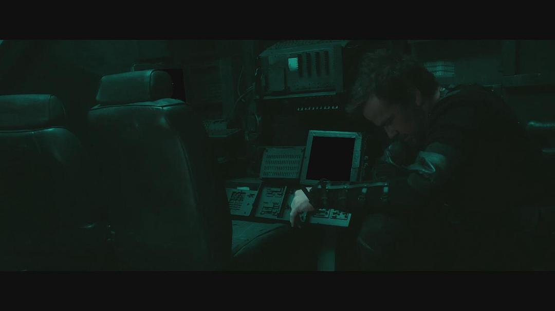 星际拾荒者(2013)的剧照 星际拾荒者(2013)的剧照