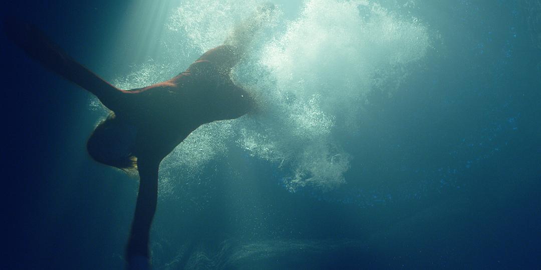 海热症(2019)的剧照 海热症(2019)的剧照