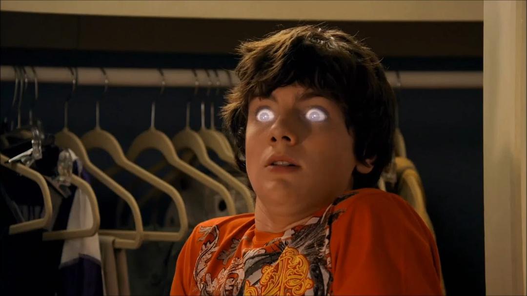 吸血鬼保姆(2011)的剧照 吸血鬼保姆(2011)的剧照