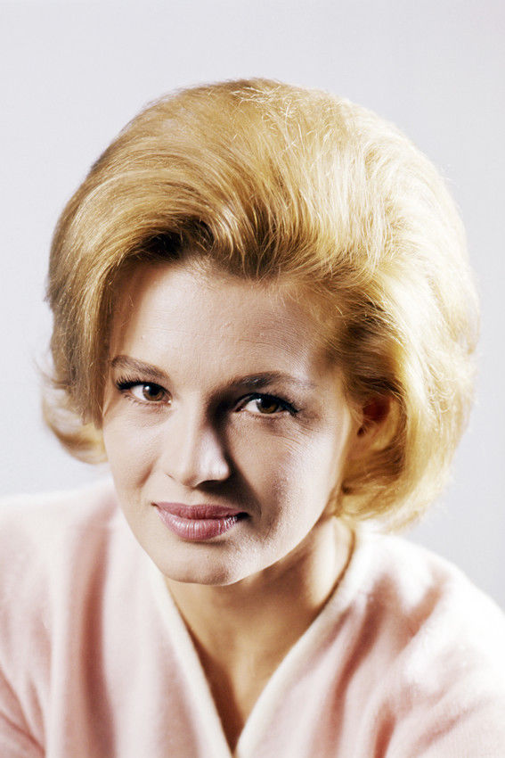 财色惊魂(1964)的剧照 财色惊魂(1964)的剧照