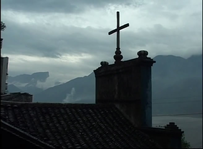 淹没
(2005)的剧照 淹没
(2005)的剧照