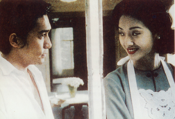 等着你回来
(1994)的剧照 等着你回来
(1994)的剧照