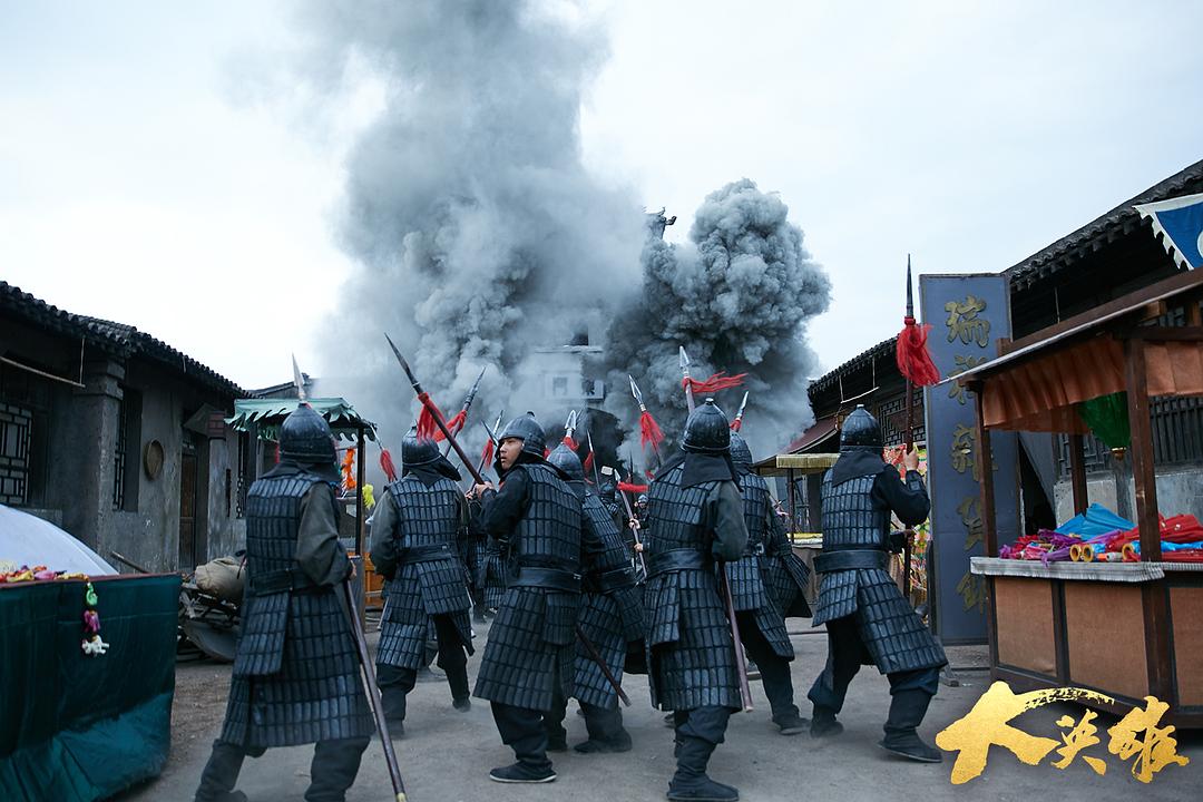 大英雄
(2017)的剧照 大英雄
(2017)的剧照