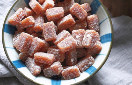 糖块粘在衣服上怎么办3