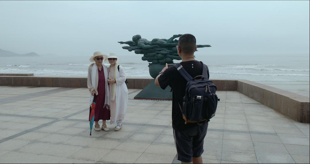 孤注
(2021)的剧照 孤注
(2021)的剧照