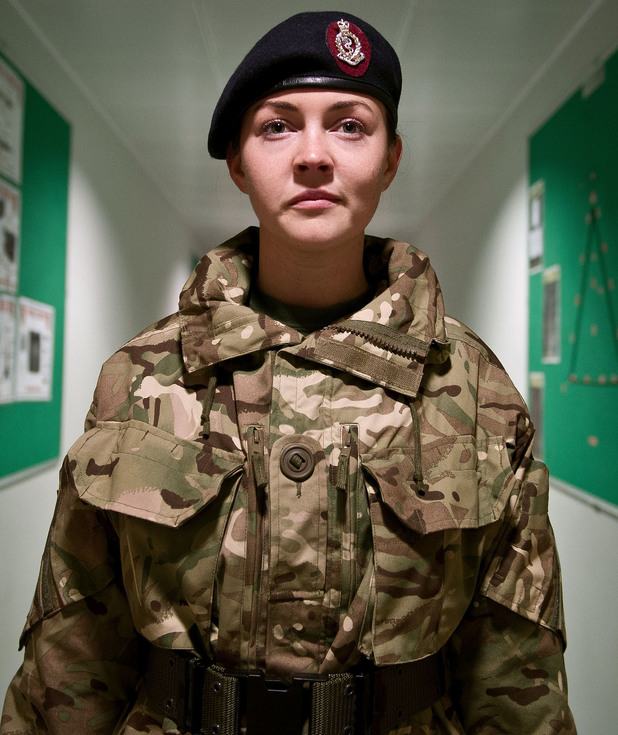 少女从军记(2013)的剧照 少女从军记(2013)的剧照