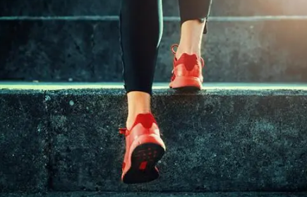 小基数适合爬楼梯吗3