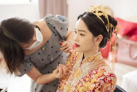 新娘跟妆只给新娘画吗2