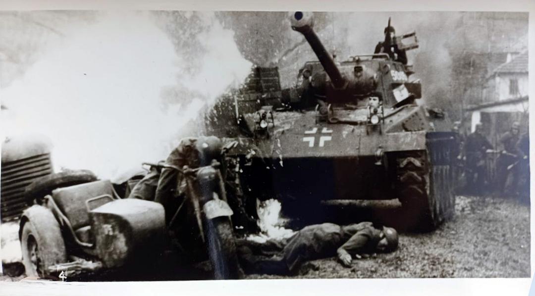 乌日策共和国(1974)的剧照 乌日策共和国(1974)的剧照