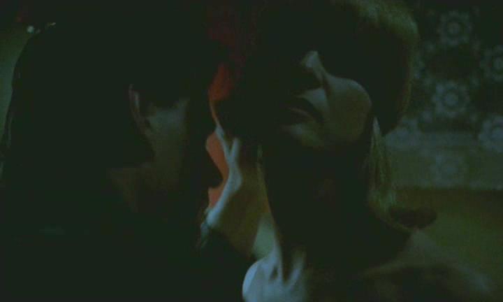 阴沉(1998)的剧照 阴沉(1998)的剧照