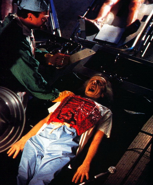 尸袋(1993)的剧照 尸袋(1993)的剧照