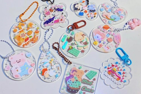 咕卡可以挂书包上吗2