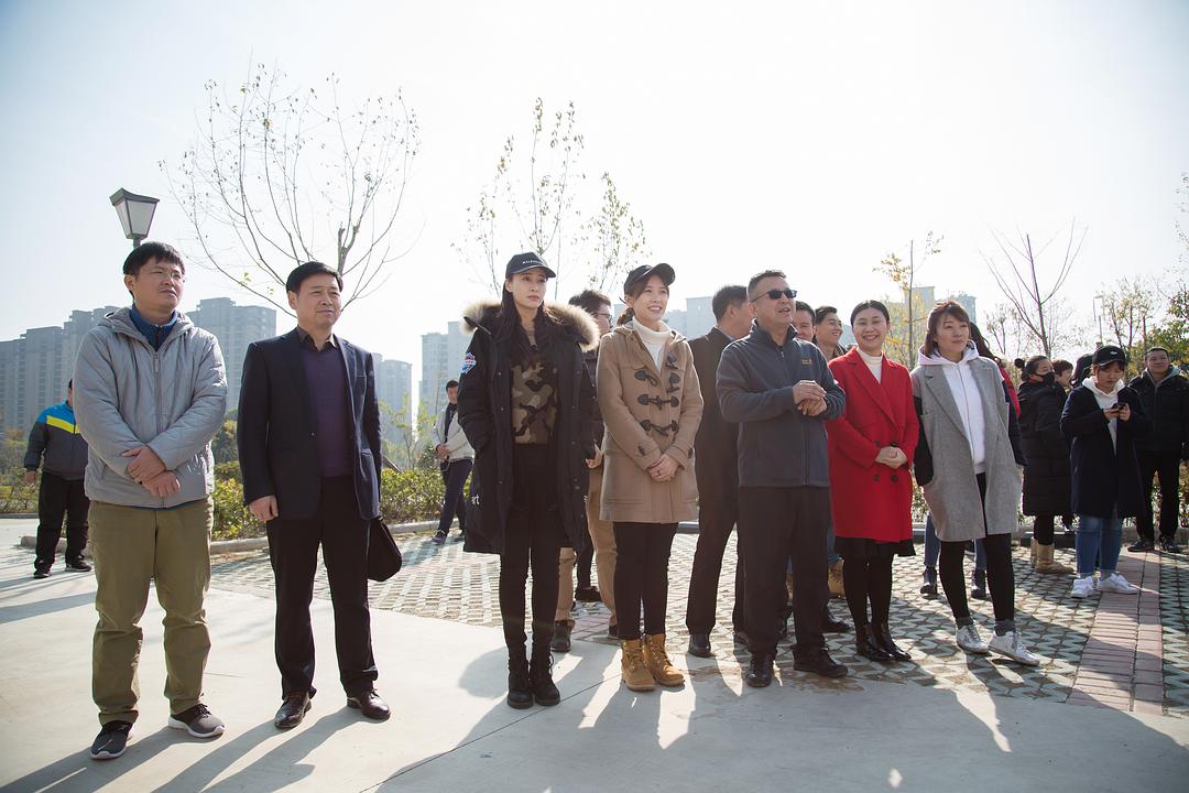 第三人称
(2019)的剧照 第三人称
(2019)的剧照